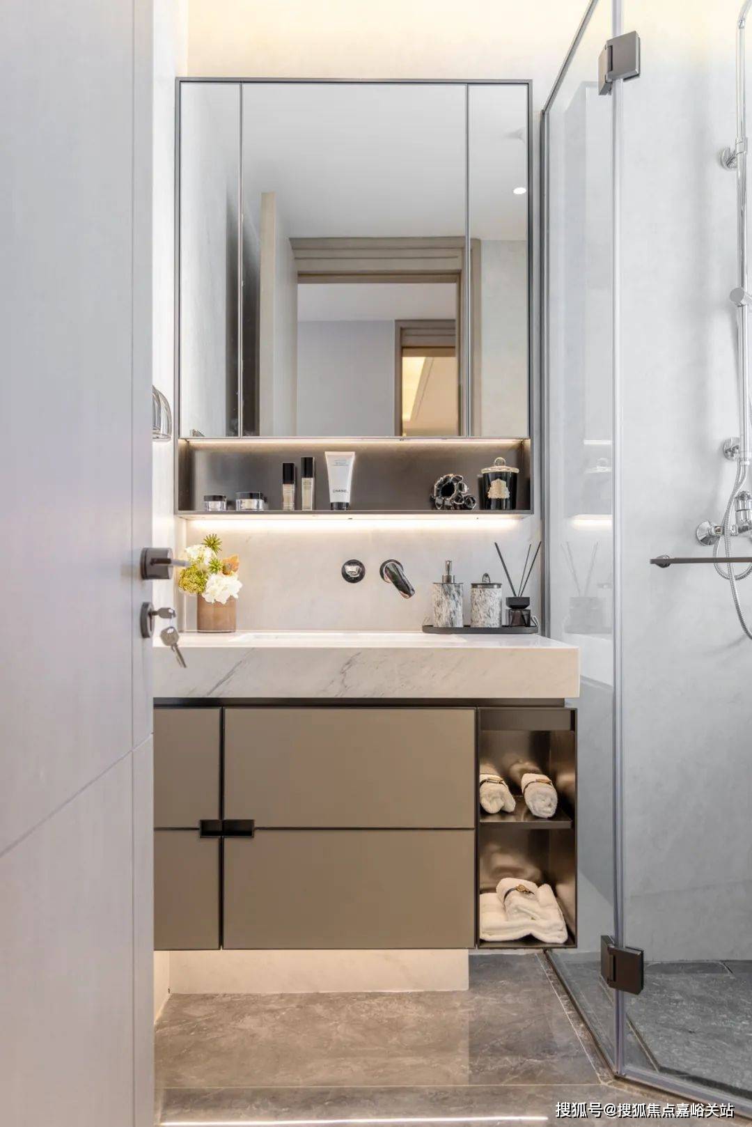 时间-地址-最新房价户型图-小区环境-楼盘详情-交房时间-周边配套-售楼处电话爱游戏app网站手机版张江金茂府首页网站-张江金茂府售楼处电话-楼盘详情-交房(图1)